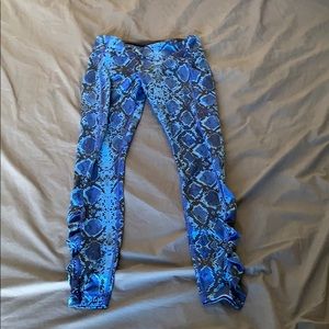 Lululemon leggings, size 6